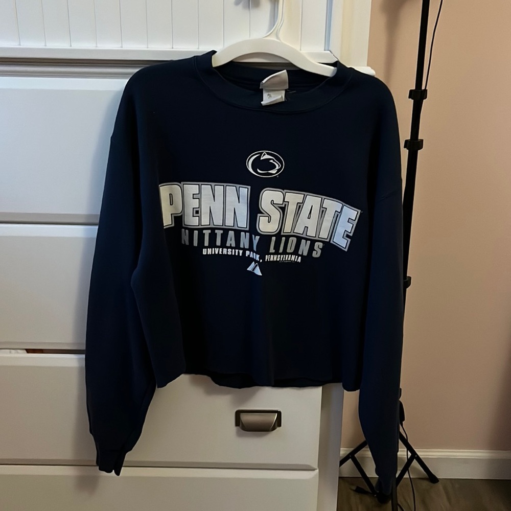 navy blue penn state cropped crewneck